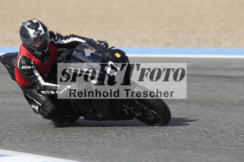 Archiv-2025/01 24.-27.01.2025 Moto Center Thun Jerez/gruen-green/47